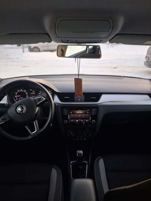 Sprzedam Skodę Rapid 1.0 TSi 2017r. LIFT