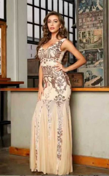 Sukienka  Włoskiej marki BYBUS