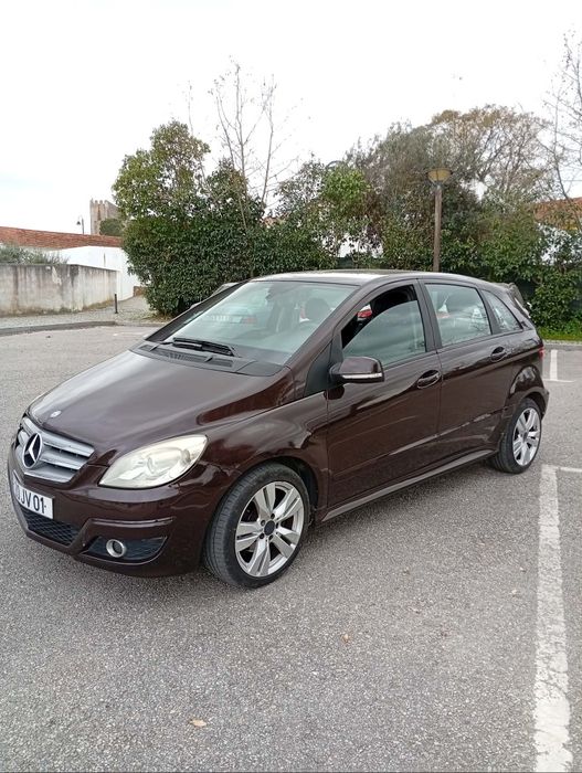 Vendo mercedes benz B180