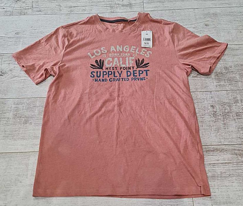 Продам футболку ,мужскую ,новая,размер М