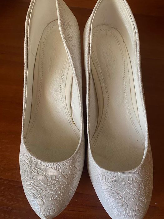 Святкові туфлі весільні туфлі