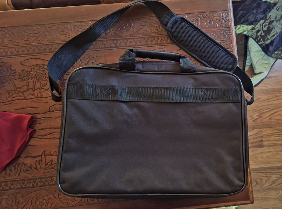 Mala HP para portátil em ótimo estado