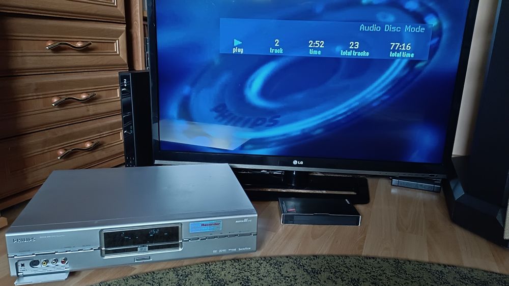 Nagrywarka DVD+RW Phillips DVDR 890
