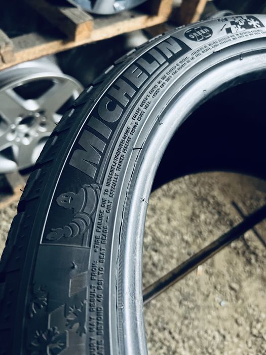 Шини  Резина Зимові  285 35 20 Michelin PilotAlpinPA4 2шт