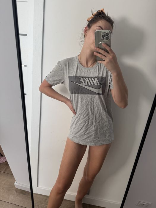 Bluzka t-shirt szary nike