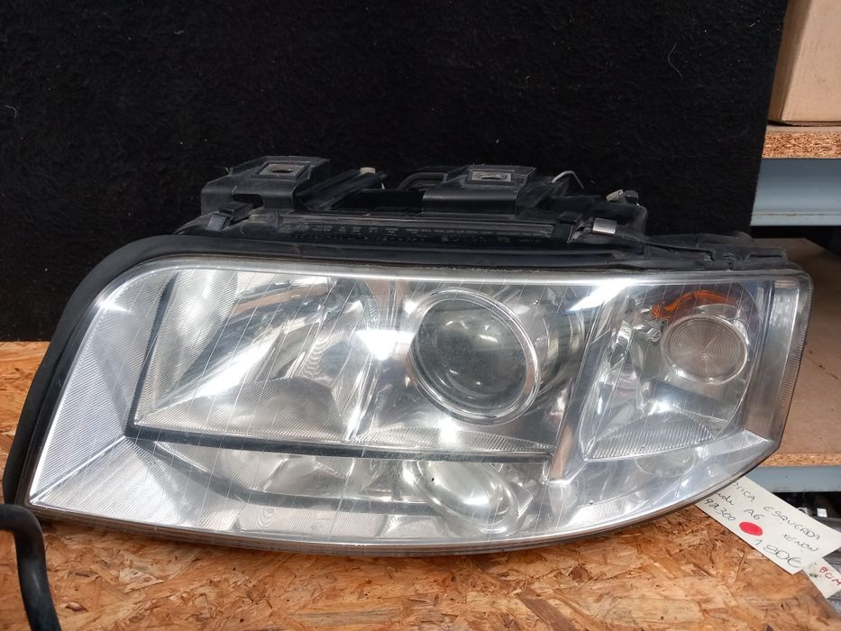 Ótica xenon esquerda Audi A6 C5