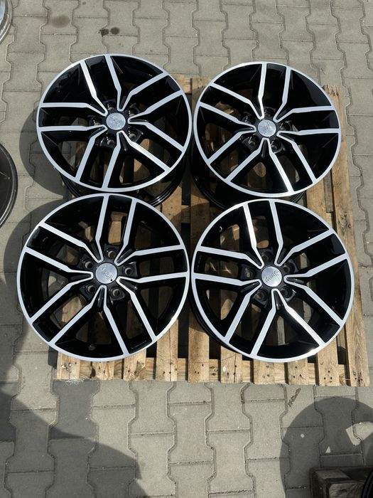5x127 8jx18 et56,4 Jeep Grand cherokee WK2 oryginal jak nowe 18”
