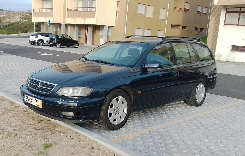 Opel Omega Caravan 2.5 TD