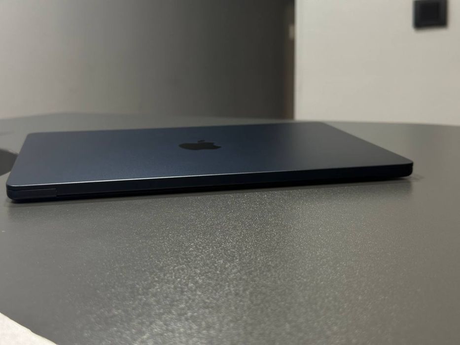 MacBook Air 13.6 M2 8-512gb 2022 Midnight