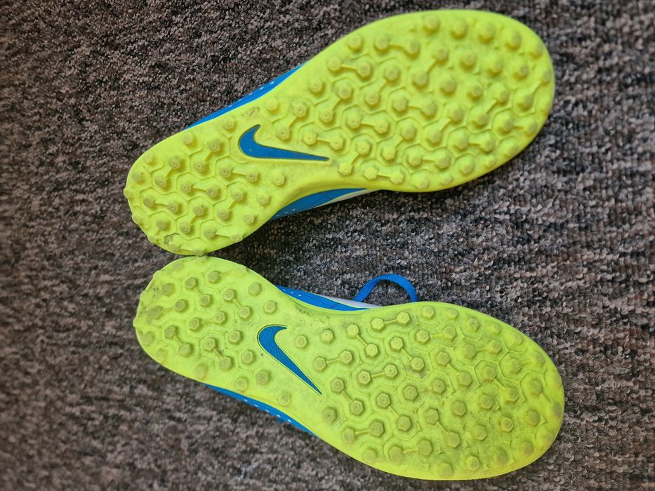 Buty do piłki nożnej Nike MercurialX,.roz. 36