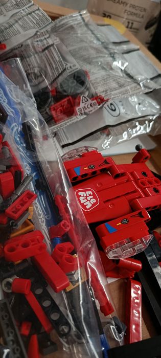 Klocki LEGO Mix 2,5kg + Gratis!