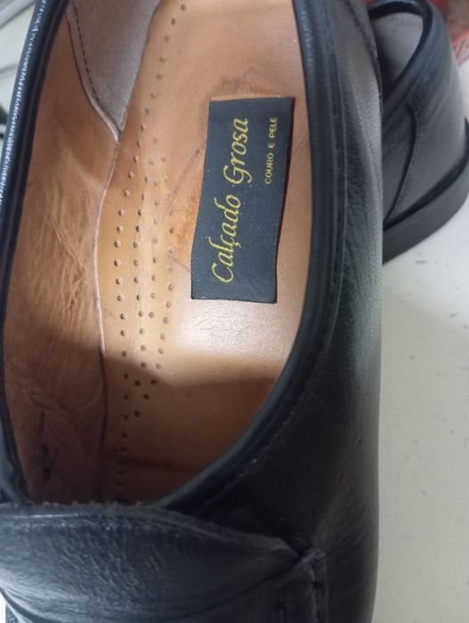 Sapatos pouco usados
