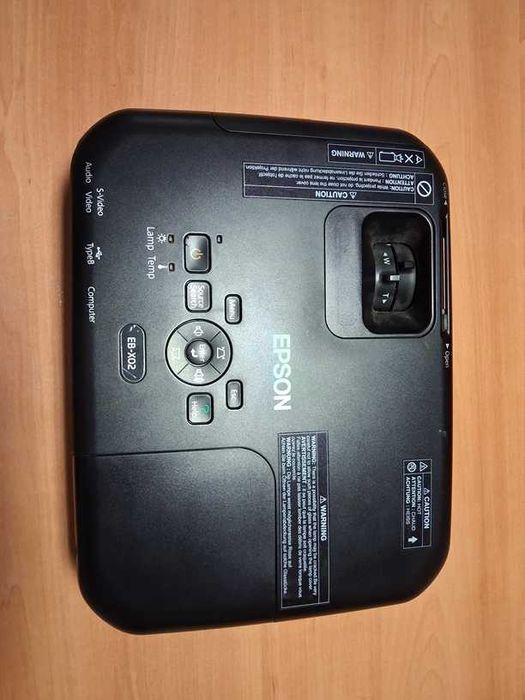Projector EPSON EB-X02