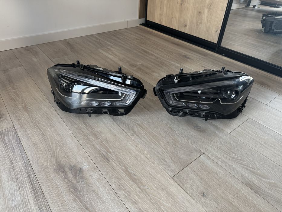 Reflektory mercedes cla