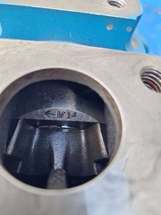 Pompa hydrauliczna Vickers 25V14A