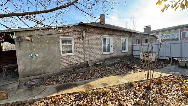 Терміново! Автономне опалення. Продам будинок-котедж на Рокуватій.