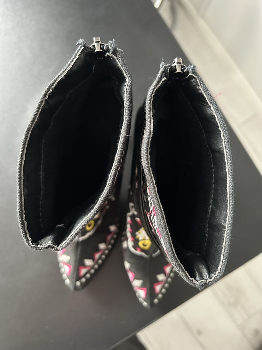 Wiosenne haftowane kozaczki boho r 38