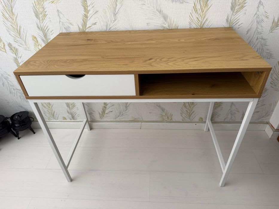 Mesa JYSK como nova