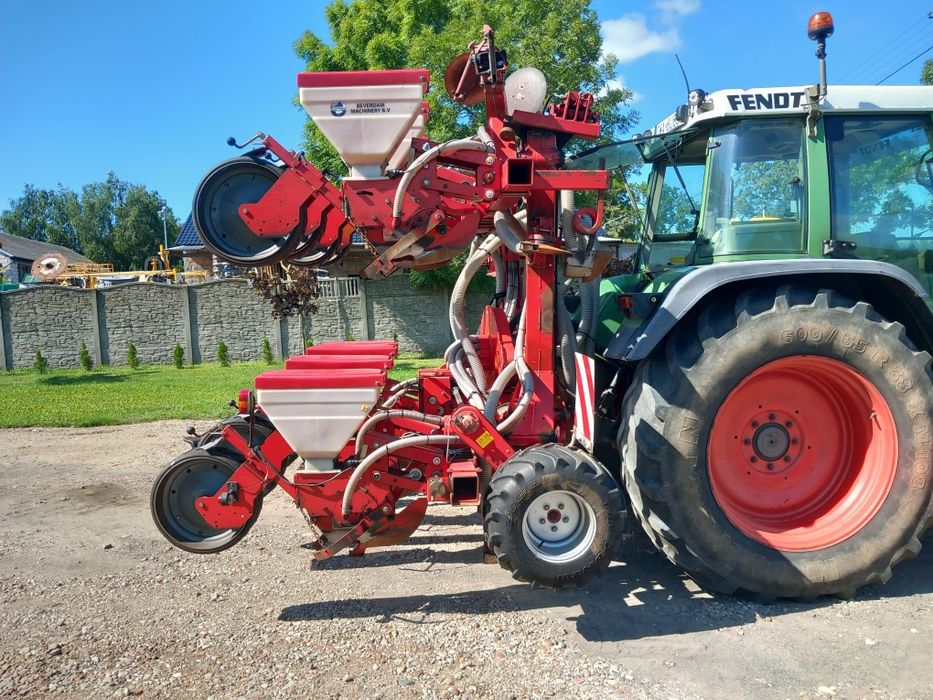 Siewnik do kukurydzy