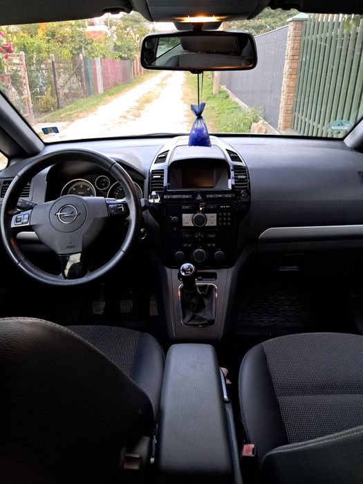 Opel Zafira 2011р.