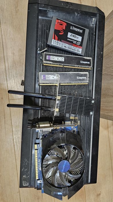 Системний блок, все що на фото, дивіться опис