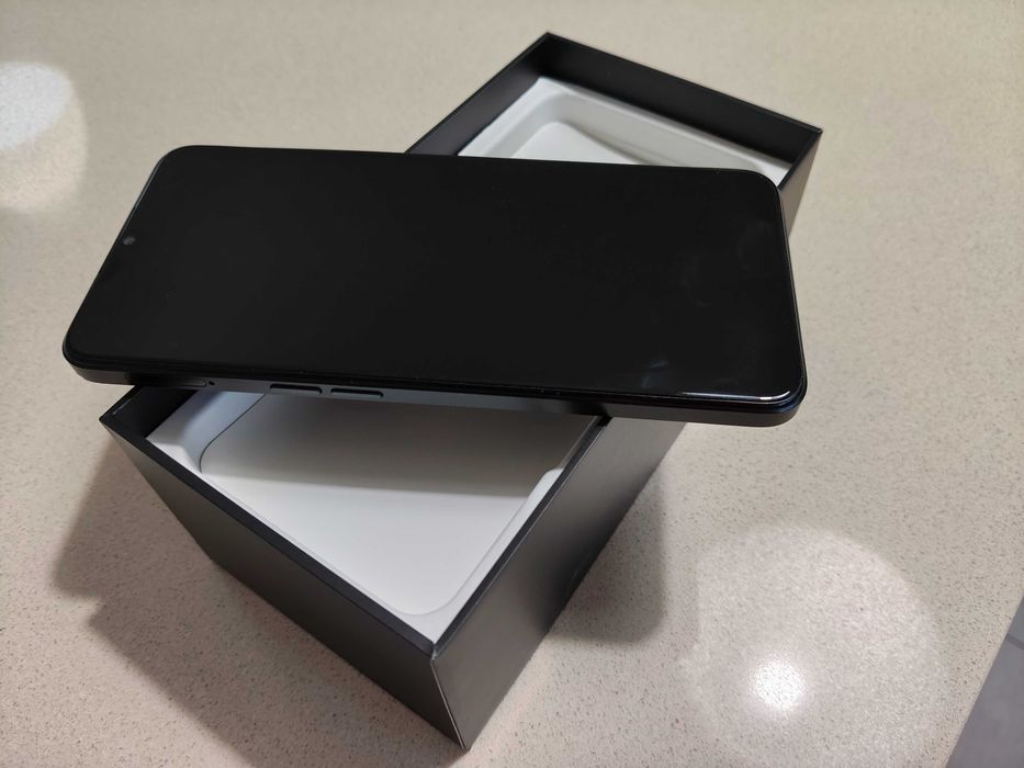 OPPO A77 5g  64GB