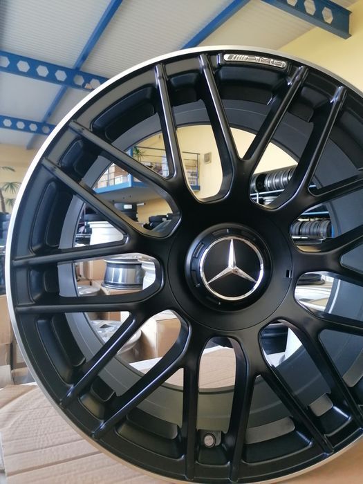 Felgi alu Mercedes A CLA C E AMG GT 18 cali czarny mat