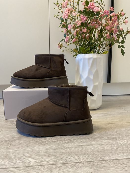 РОЗПРОДАЖ Шоколадні жіночі угги 40 розмір