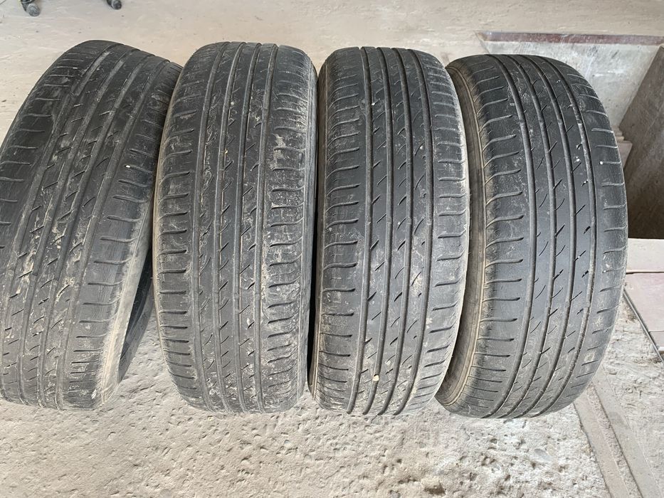 Продам шини NEXEN 215/60R17