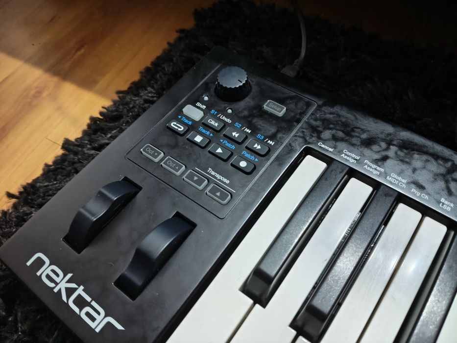 Nektar Impact GX 61 Teclado Controlador MIDI USB