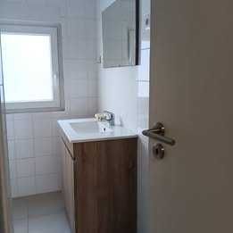 Casa geminada com 3 quartos e 1 casa de banho