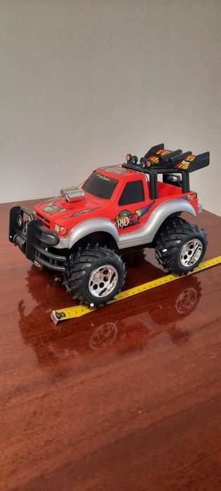 Дитяча машинка, нова.