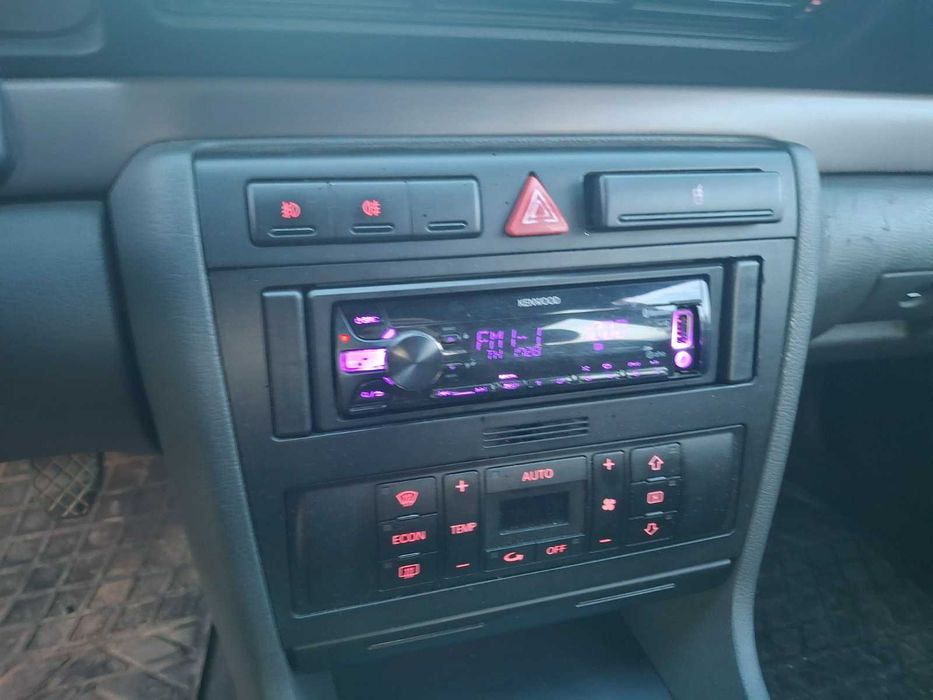 Audi A4 2002 рік