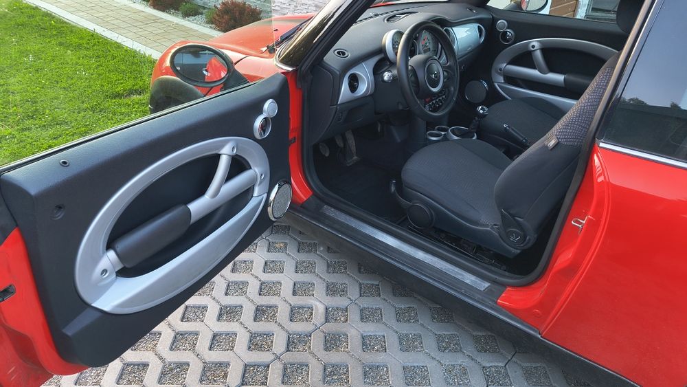 Mini Cooper r50  1.6 benzyna