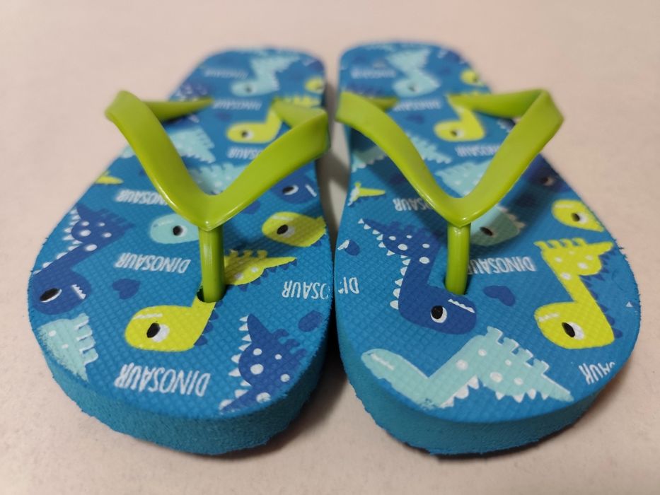 Chinelos para Rapaz - Dinosaur (Novo - Tam. 28/29)