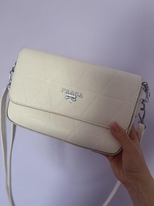 Сумочка біла Prada