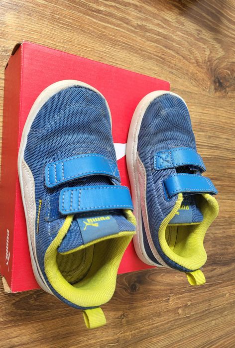 Wiosenne/letnie buty dziecięce Puma Courtflex v2 rozm. 26