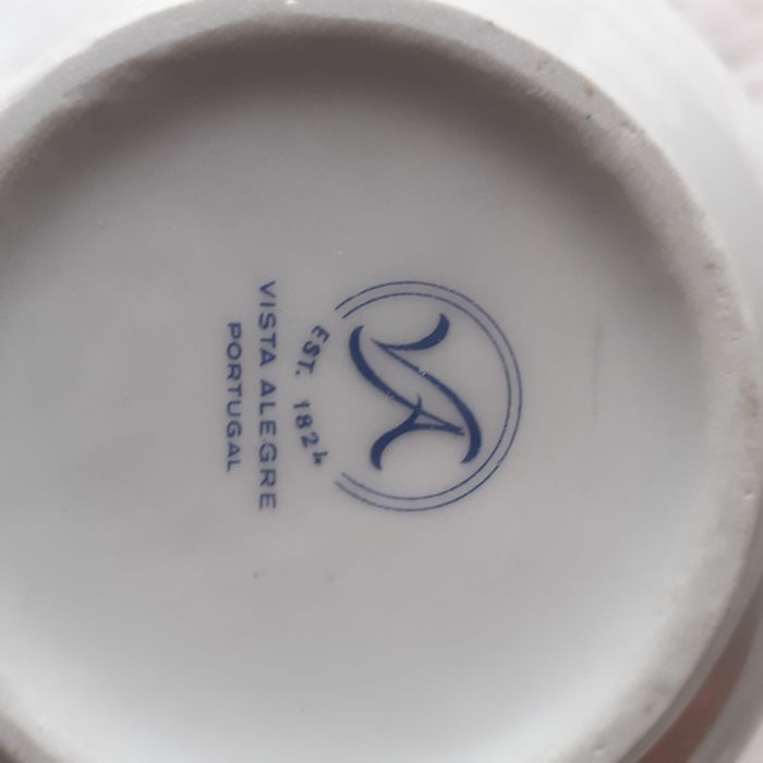 Chávena  Vista Alegre usada