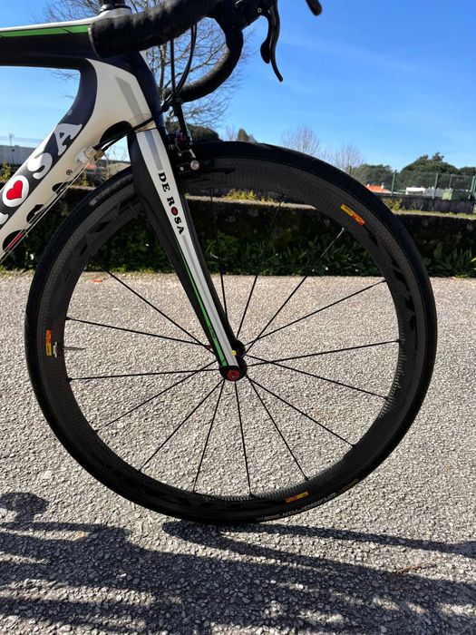 Bicicleta De Rosa em Carbono