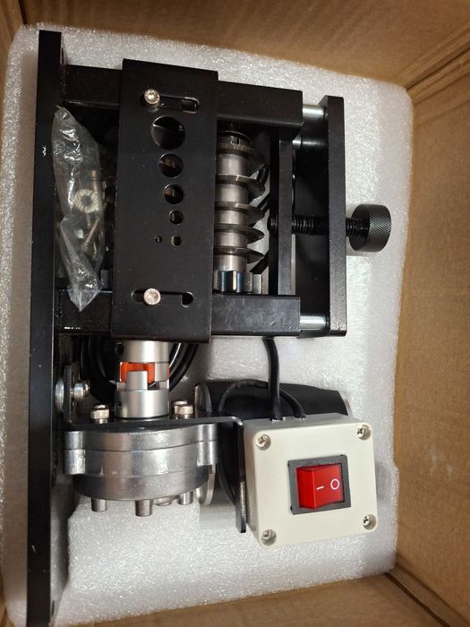 Maquina de descascar fio eletrica com motor