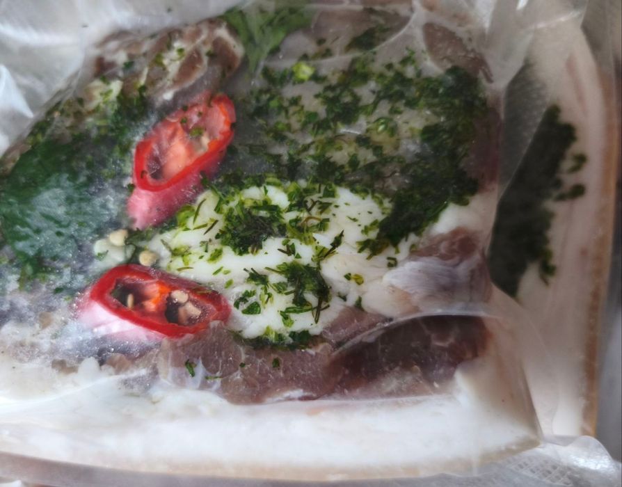 М'ясне сало ,мариноване