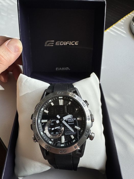 Часы CASIO Edifice ECB-40P-1AEF