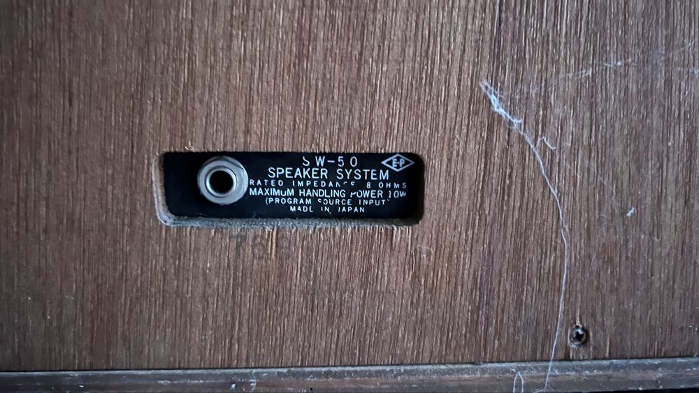 Colunas AKAI vintage