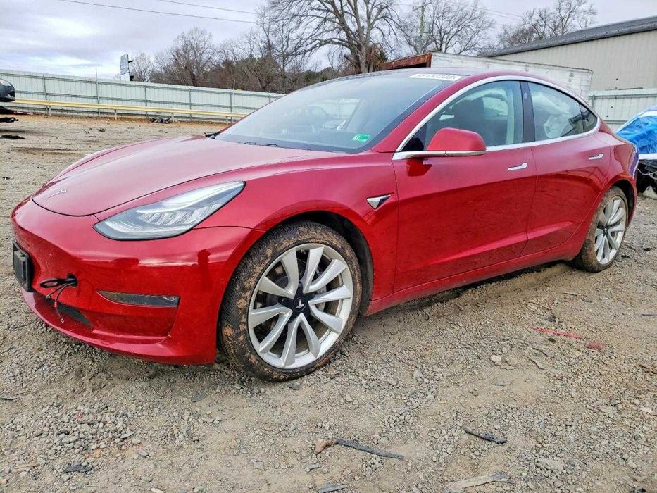 Бампер Tesla model 3 Розборка Тесла 3 запчастини до Tesla model 3 Розборка Тесли 3