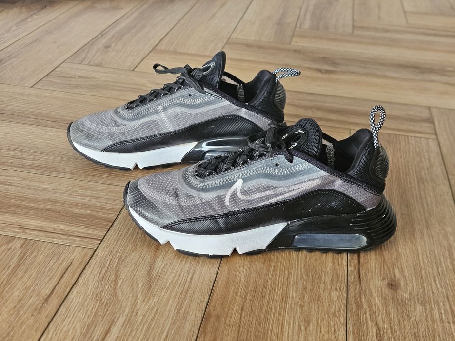 Buty Nike Air Max 2090 r. 39
