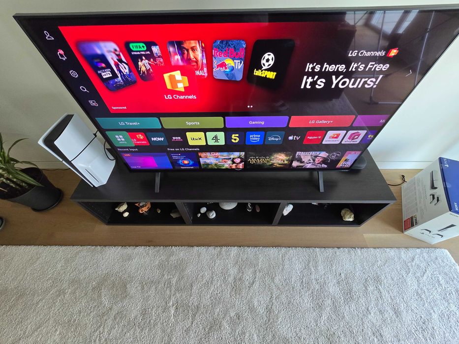 Móvel TV IKEA BESTÅ preto-castanho 180 cm - excelente estado