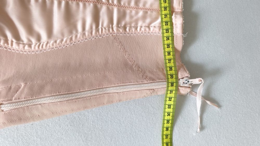 Pas do pończoch vintage