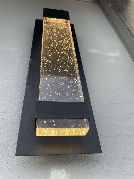 Candeeiro de Parede para Exterior - Luz Led