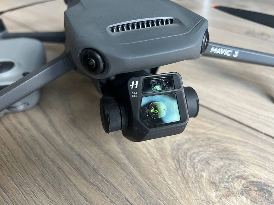 Дрон, квадрокоптер Dji mavic 3 + пульт + АКБ