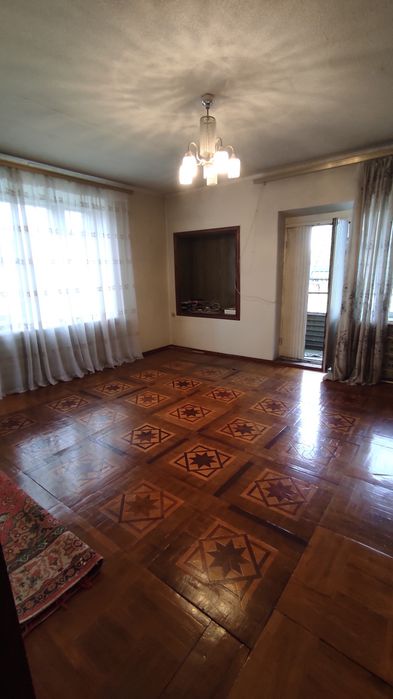 Добротный  большой дом Верхнеднепровс